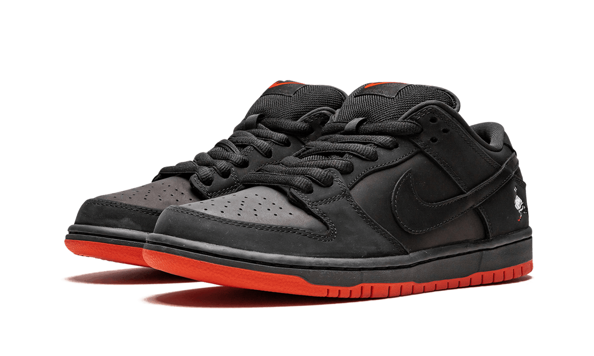 Nike pigeon black hotsell