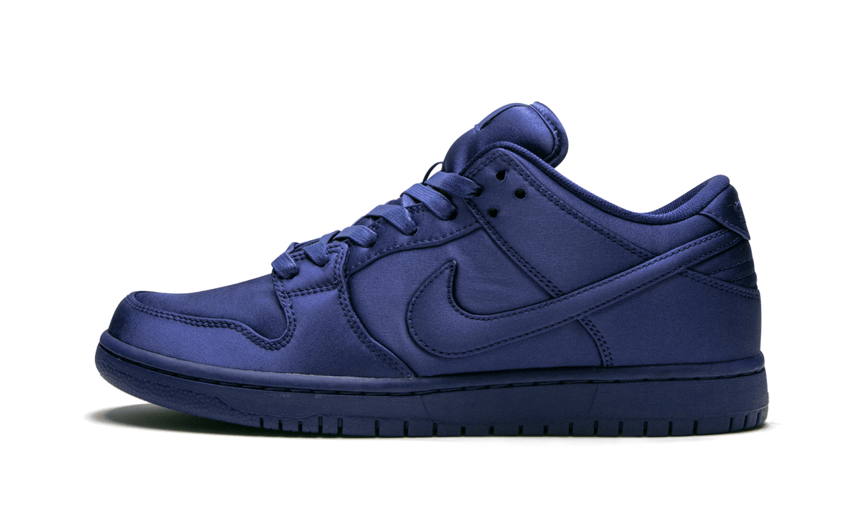 Nike sb dunk low royal deals blue