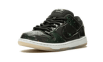Nike SB Dunk Low 420 Intergalactic
