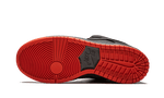 Nike SB Dunk Low Black Pigeon - Autografado