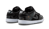 Nike SB Dunk Low 420 Intergalactic